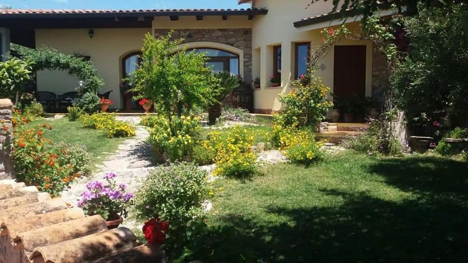 B&B Ottoulivi Sardara Dış mekan fotoğraf
