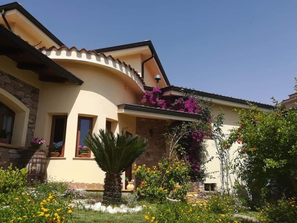 B&B Ottoulivi Sardara Dış mekan fotoğraf